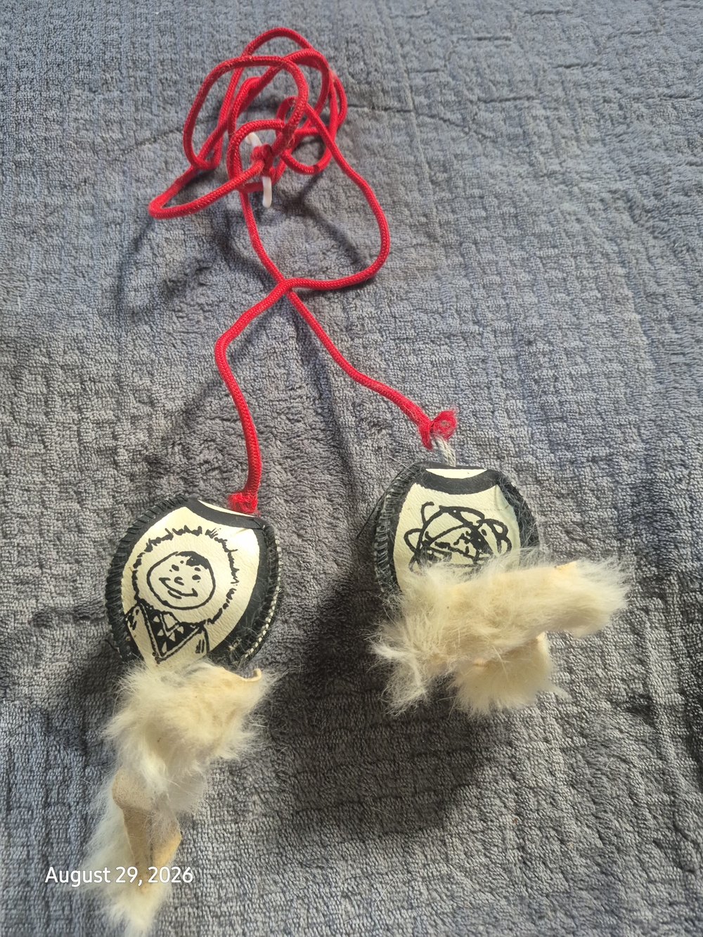 Alaskan Eskimo Yo-Yo Alaska Inuit Toy YoYo fur lined four sided picture VINTAGE